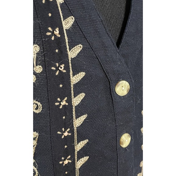 VTG Erika Co Floral Embroidered Vest M Tie Back & Buttons Cottage Core Granny - Picture 2 of 6